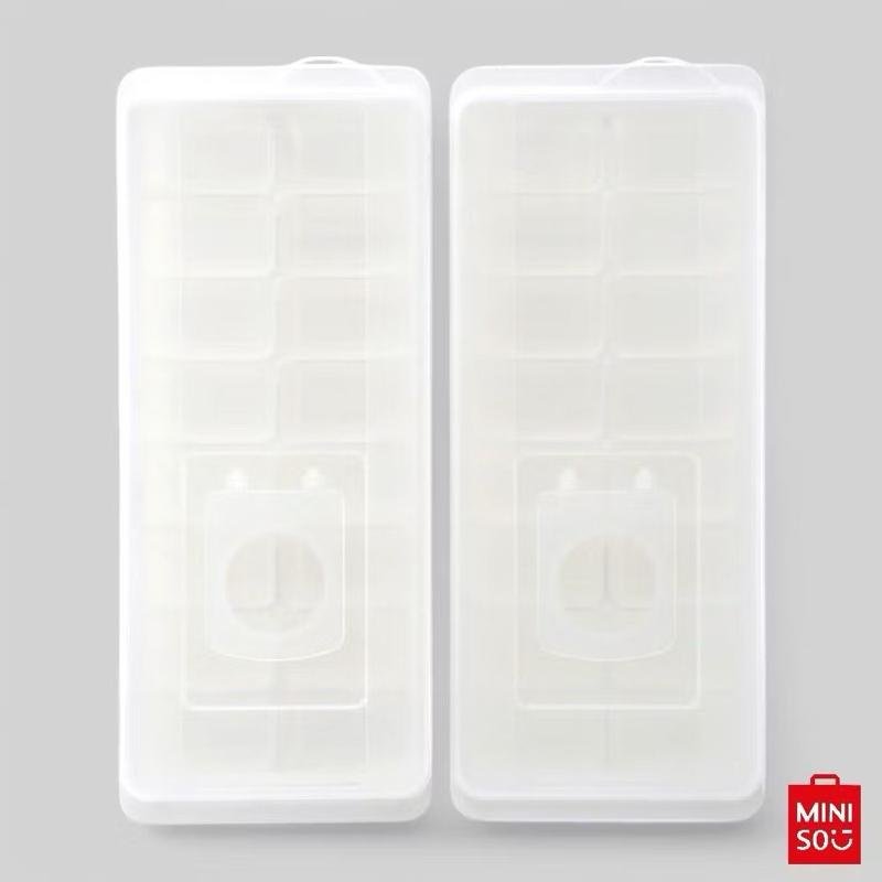 Kit 2 Formas de Gelo com Tampa 16 Cubos Cada Cozinha Geladeira - Cor Branca